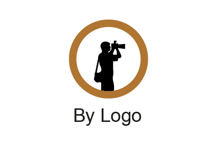 photographer in circle logo