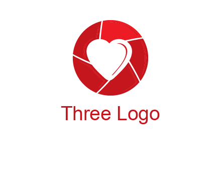 Heart inside camera lens icon