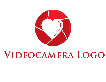 Heart inside camera lens icon