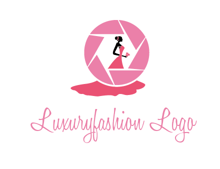 bride in long dress in shutter photography logo
