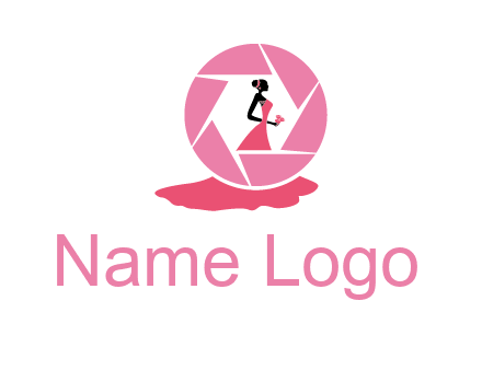 bride in long dress in shutter photography logo
