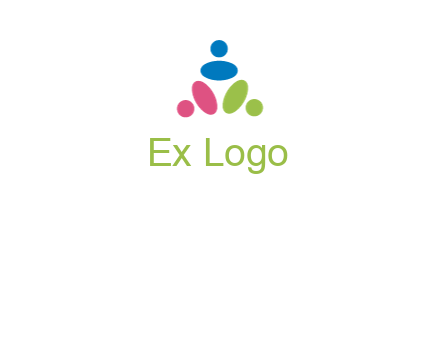 people icon rotating forming triangle