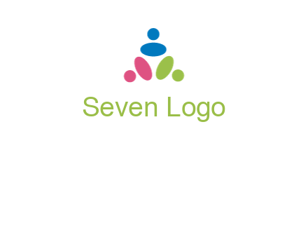 people icon rotating forming triangle