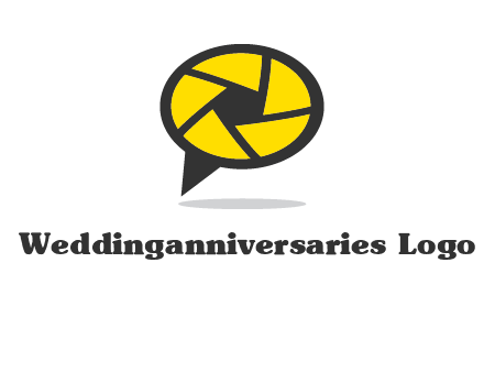 lens on speech bubble logo